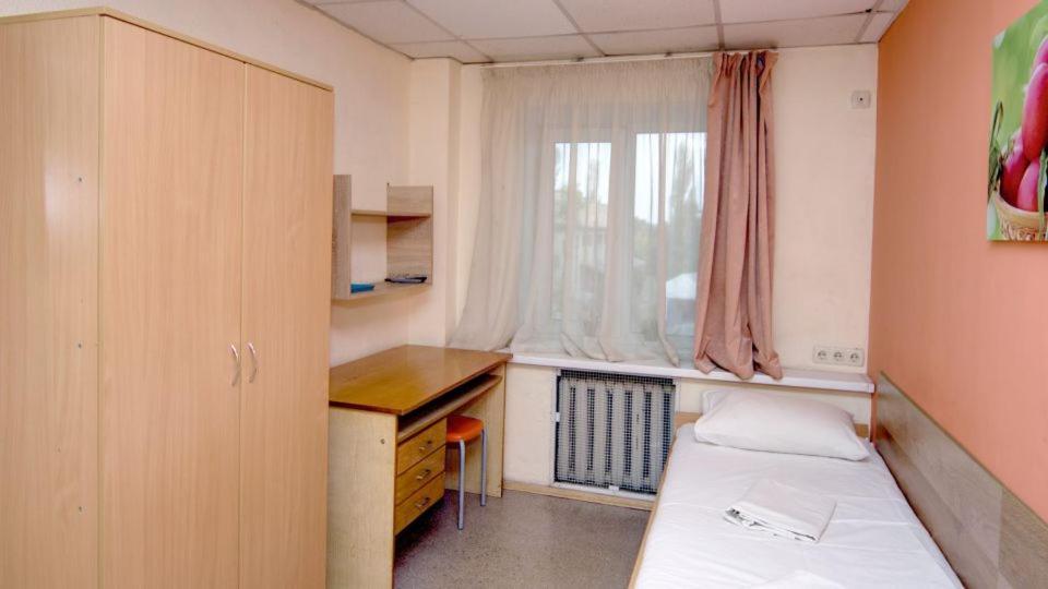 Hostel Podolski Plus Kiev Esterno foto
