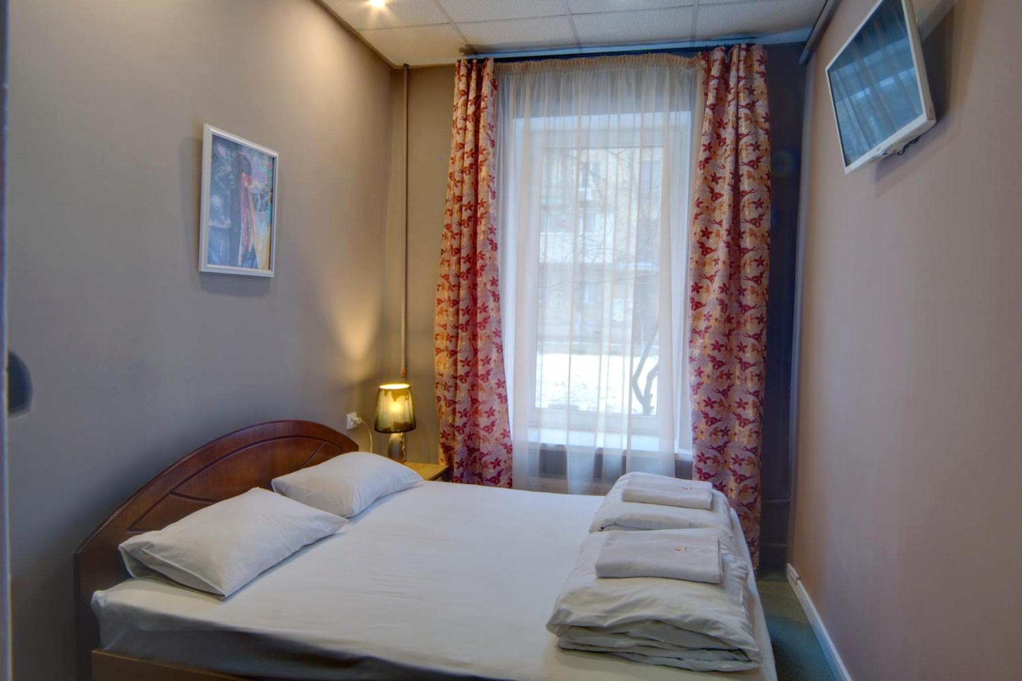 Hostel Podolski Plus Kiev Esterno foto