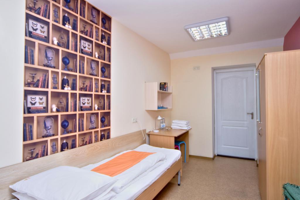Hostel Podolski Plus Kiev Esterno foto